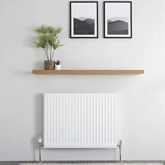 Paneelradiator met geribbelde voorzijde wit
